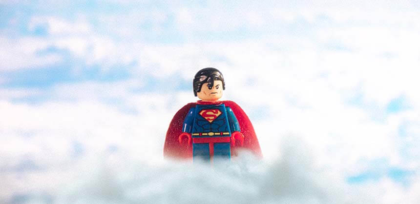 superman lego hero in the sky
